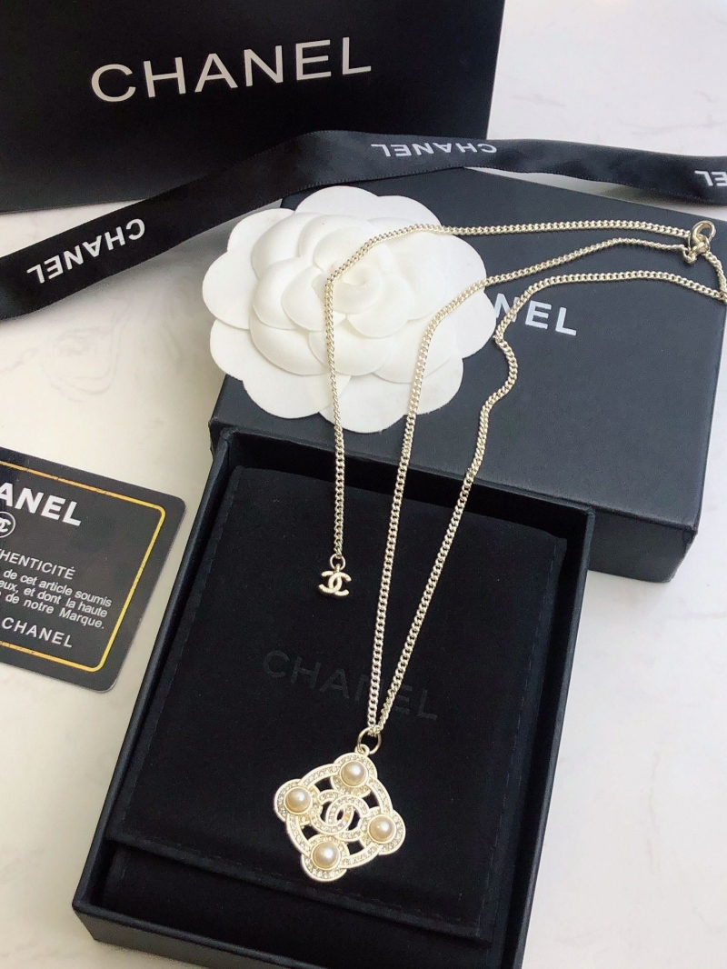 Ch**el necklaces